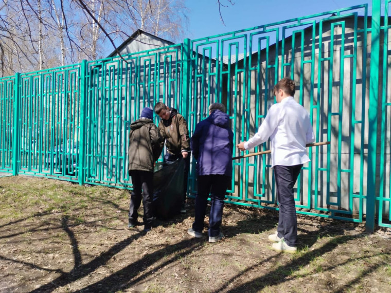 В нашем лицее прошёл весенний месячник санитарной очистки!.